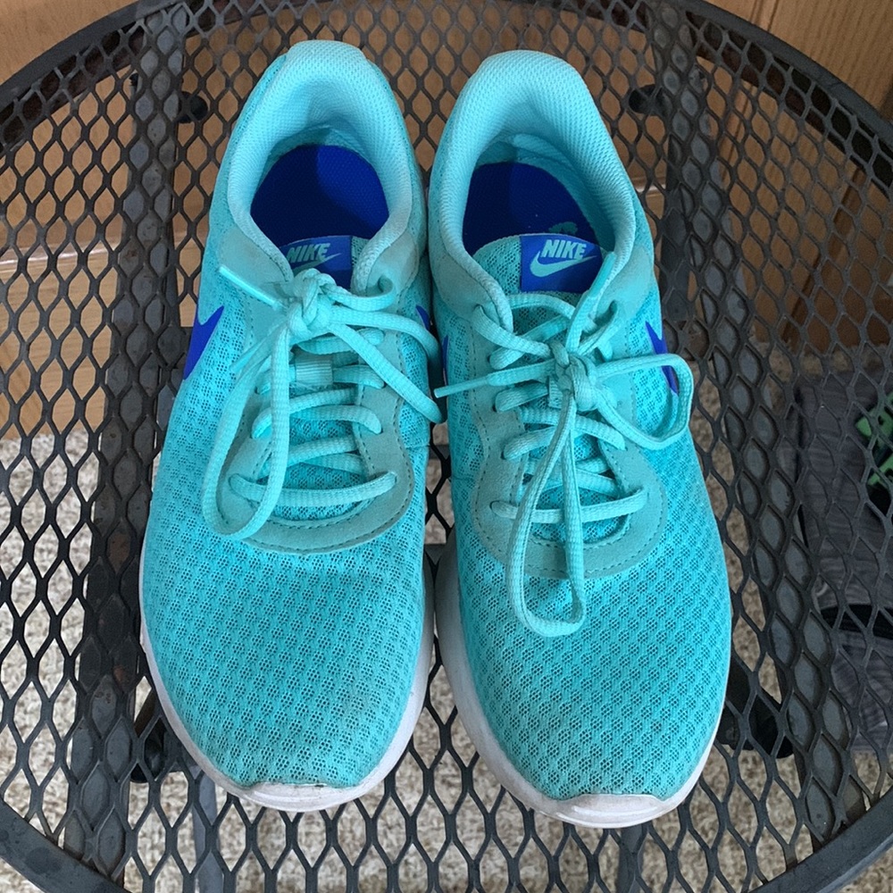 Nike Tanjun Sustainable Sneakers - Blue - Picture 4 of 6